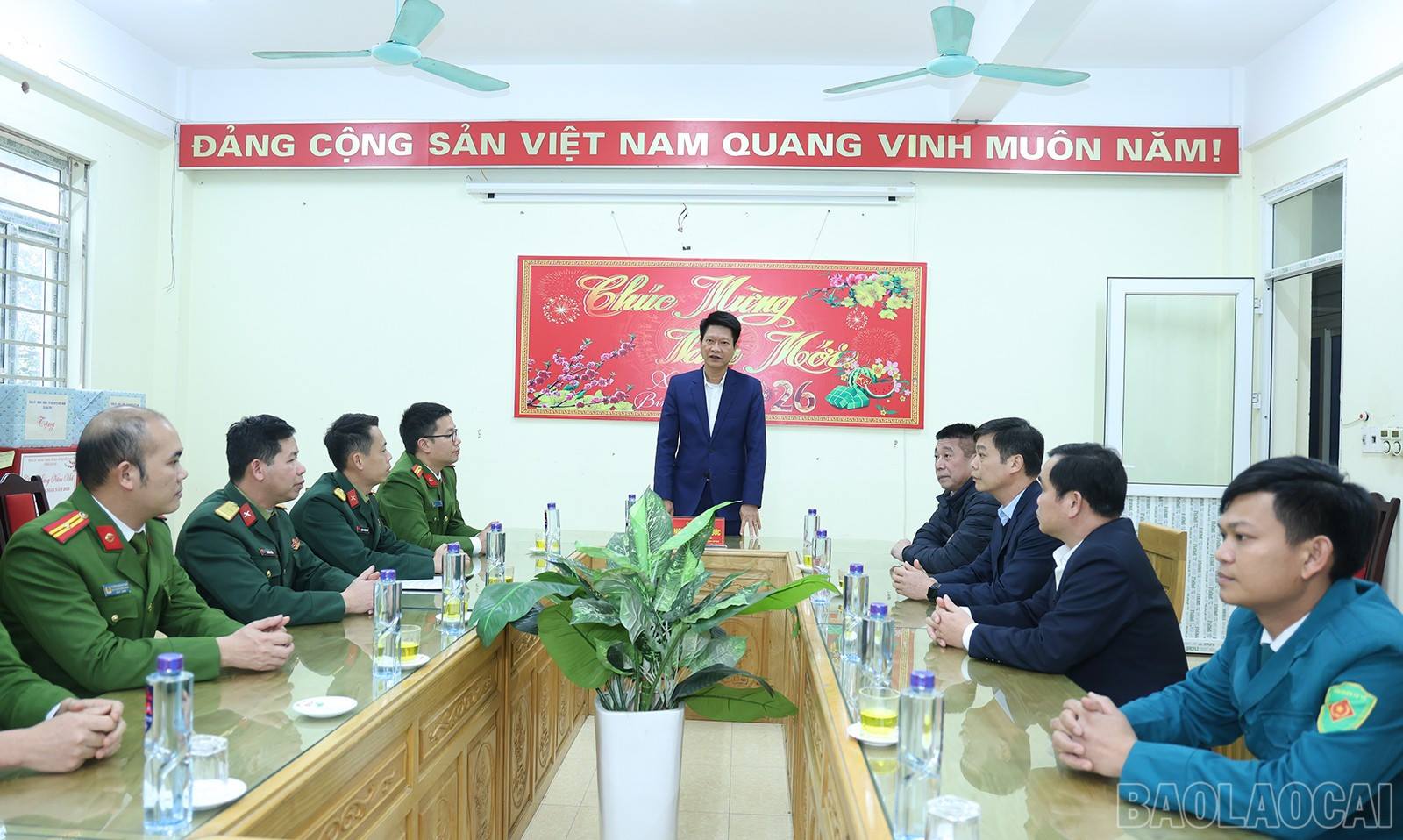 anh tin bai